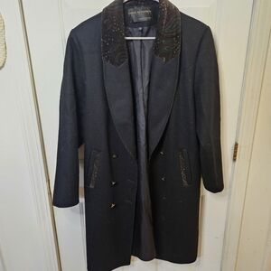 David Benjamin Women's Size 10 100% Wool Coat Black Velvet Trim 90s Quiet Luxury